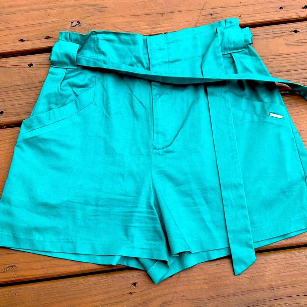 BSB size 42 stretchy material, the third picture is near the real color